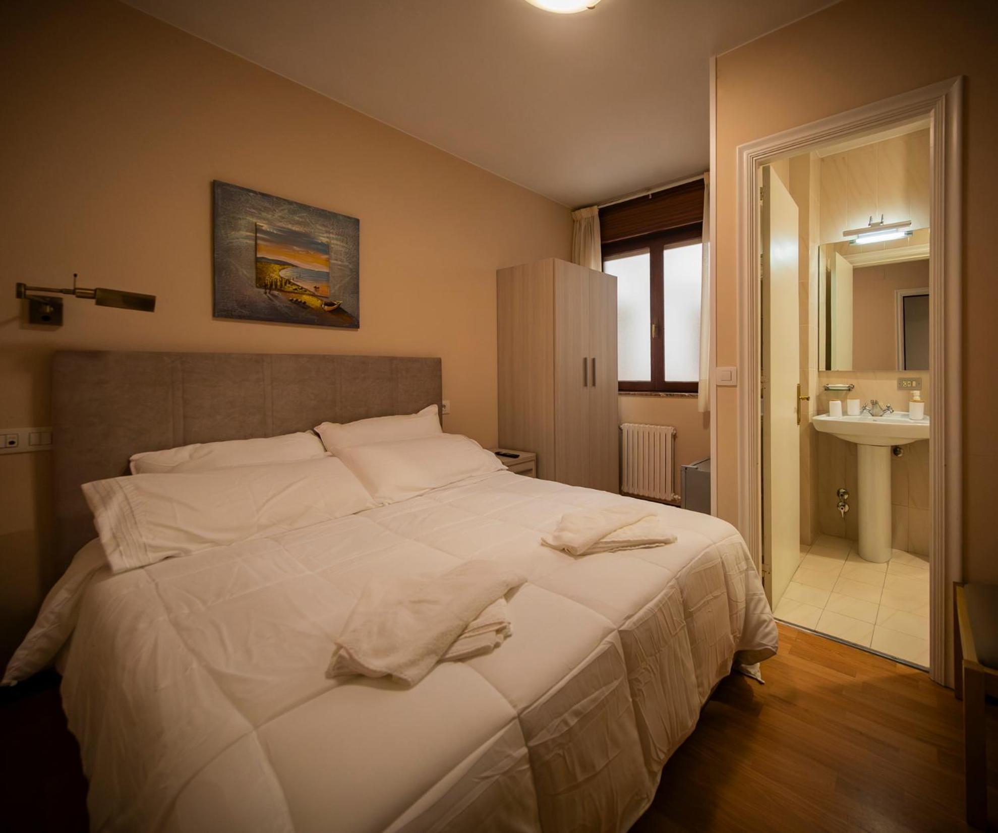 Hotel Elara Viveiro