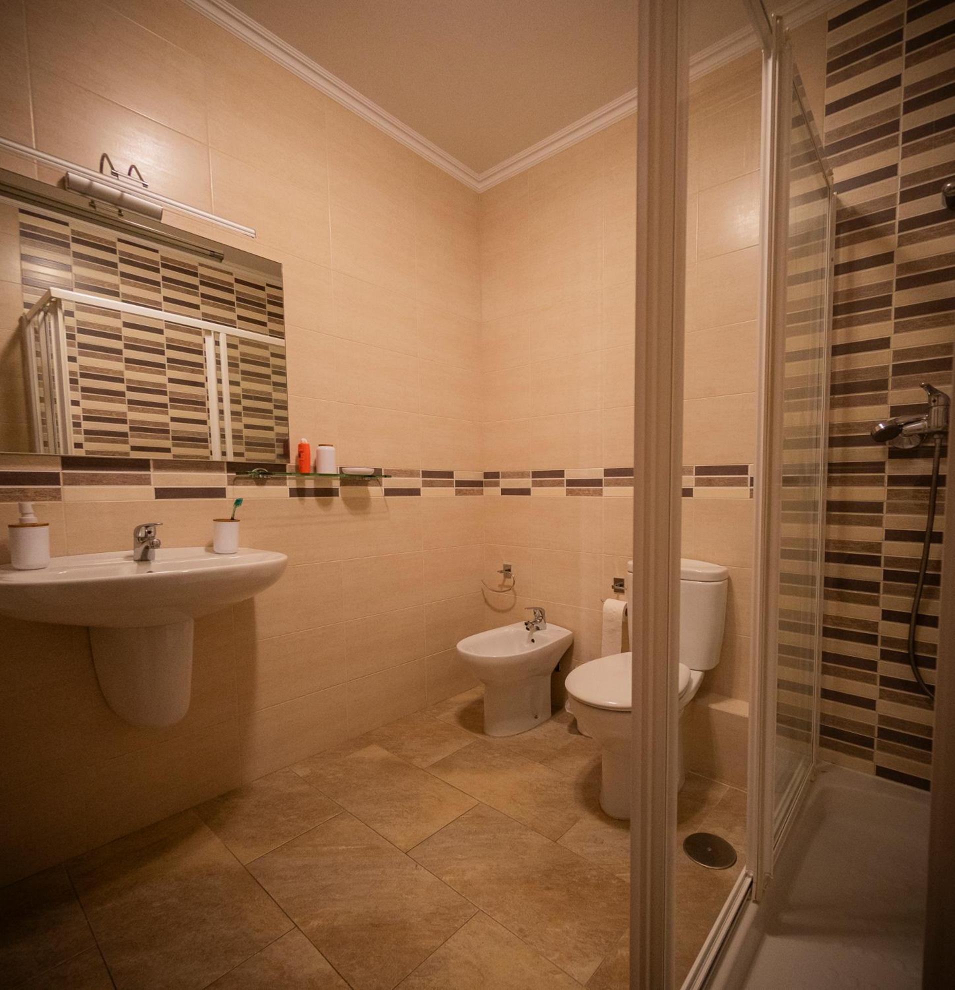 Hotel Elara Viveiro